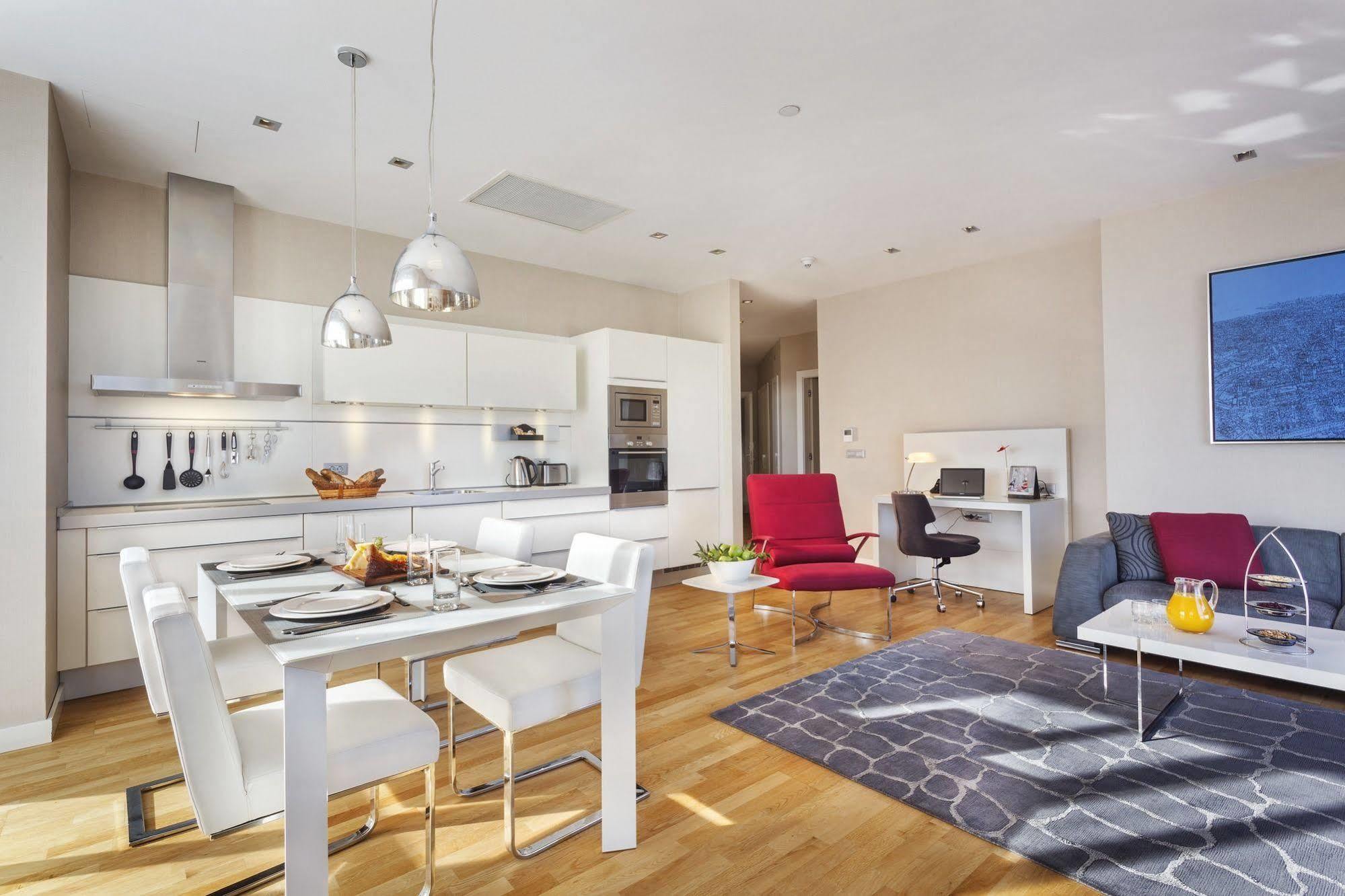 Fraser Place Anthill 5*